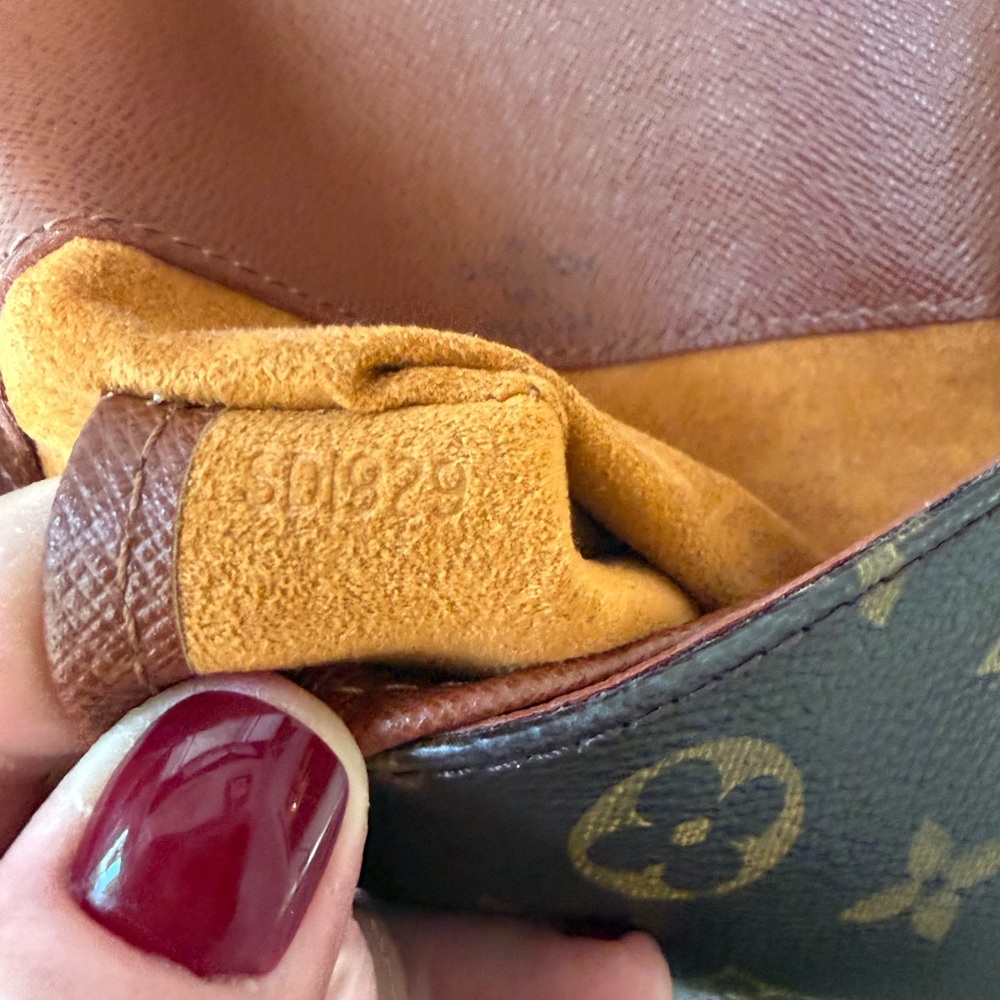 Louis Vuitton Brown Monogram Shoulder Bag AUTHENTIC - Picture 9 of 10